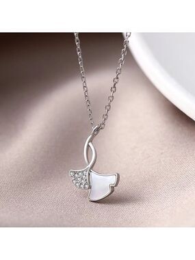 925 Sterling silver Ginkgo Leaf Shell MOP Fan-Shaped Necklace